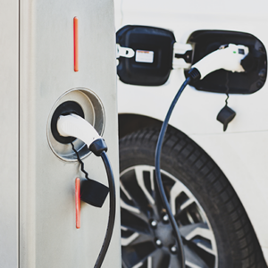 Curso para personal de manipulación de vehículos eléctricos en carretera (grúas) Monlau Corporate