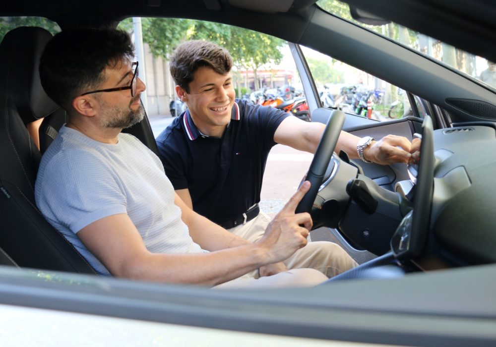 Máster de Asesor Comercial en Automoción